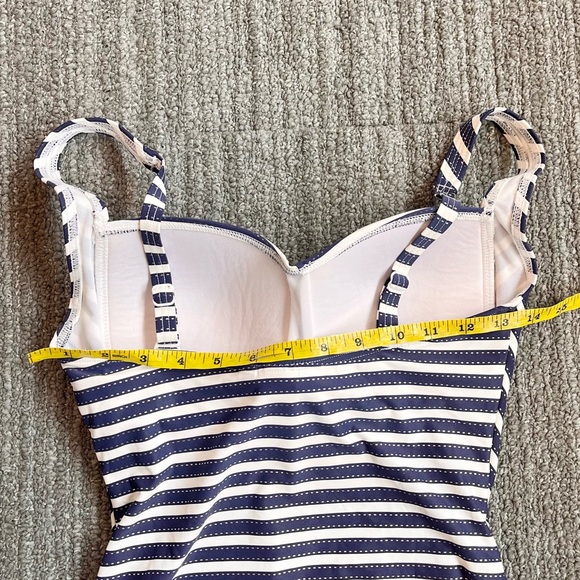 NipTuck Swimsuit One Piece Navy Blue White Stripes Multi Fit Cup 6 - Picture 9 of 9